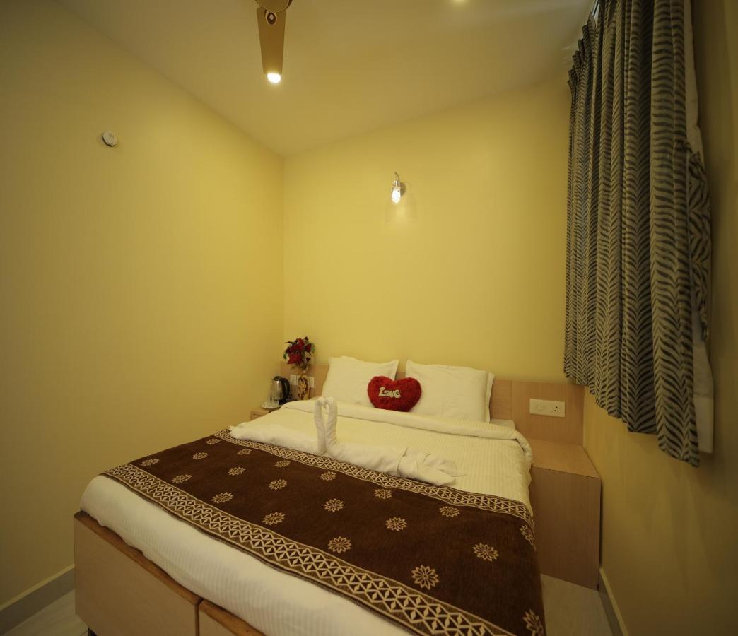 Nadanam Inn Pondicherry Exterior photo