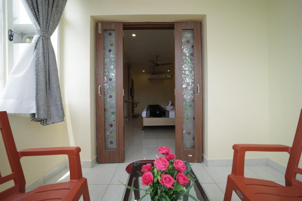 Nadanam Inn Pondicherry Exterior photo