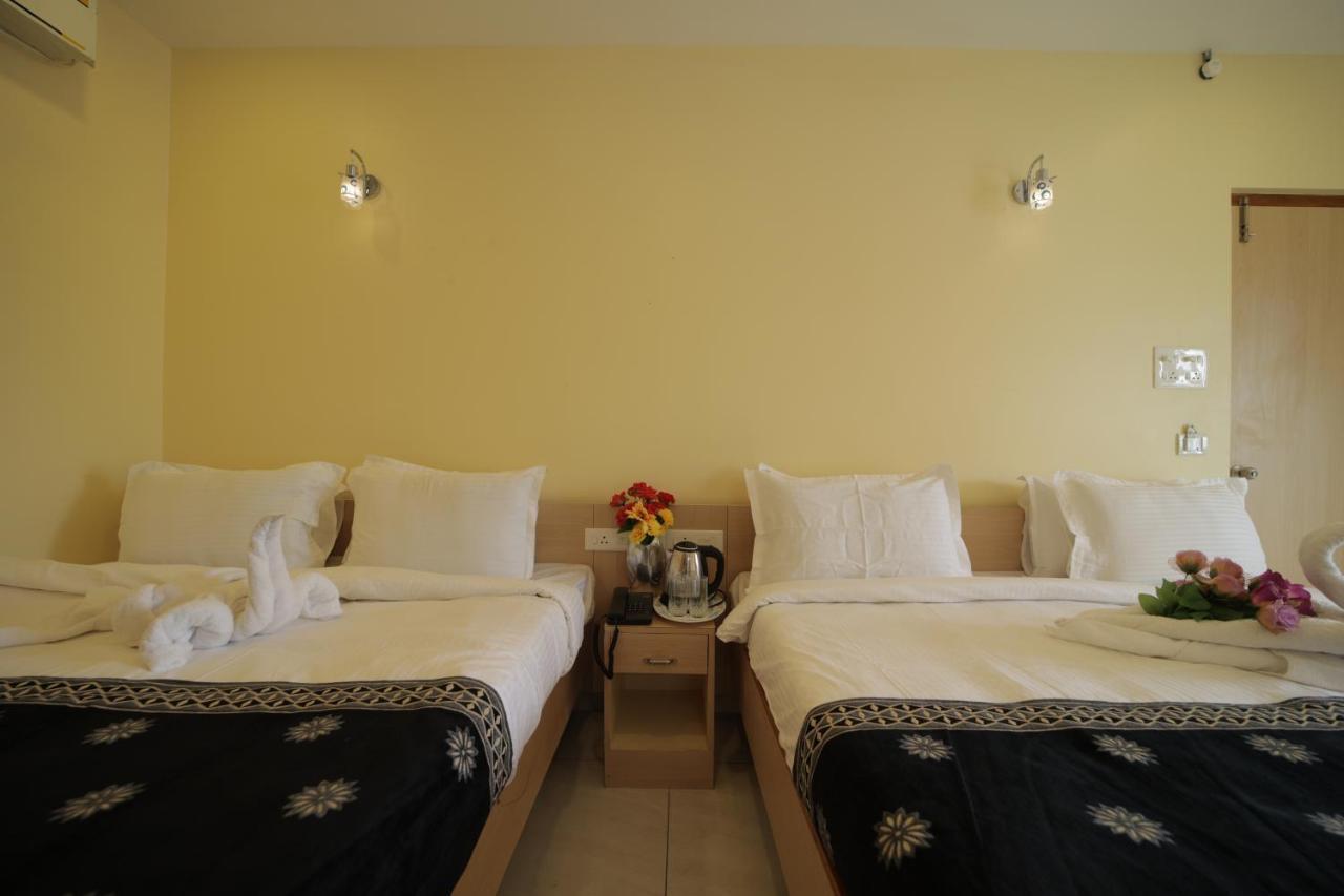 Nadanam Inn Pondicherry Exterior photo